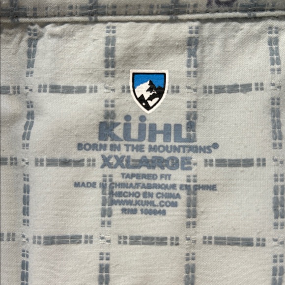 Kuhl short sleeve button down shirt.  XXL - Picture 8 of 8